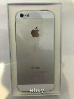 BRAND NEW Apple iPhone 5 64GB White & Silver (Unlocked) A1429 Warranty