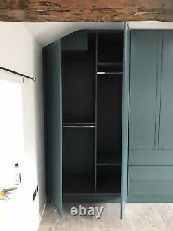 Bespoke Design Fully Fitted Wardrobes With Shaker Doors