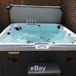 Brand New HUNTER 3 Hot Tub 5 Person Seater Balboa Spa 13amp Plug and Play, UK