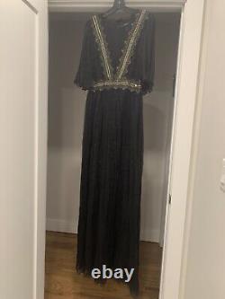 Brand New Nissa Gown. Evening Dress. Black & Gold. Never Worn