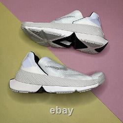 Nike Go FlyEase Mens Shoes Triple White UK 9 EUR 44 US 10 CW5883 101